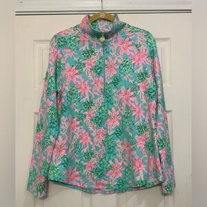 Lilly Pulitzer UPF 50 Medium Skipper Popover “Surf Blue So Shellegant”. 3058